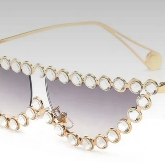 Shades - Picture 3 of 5